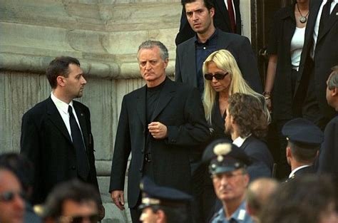 muore gianni versace|gianni versace funeral pictures.